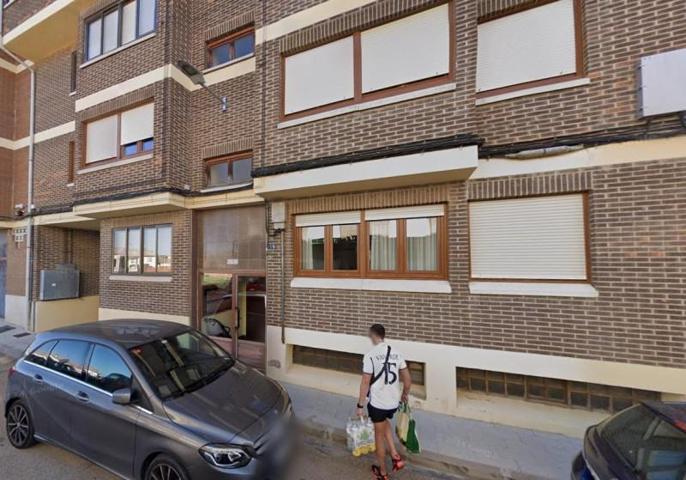 Piso en venta en Herrera de Pisuerga, Calle Alta, 34400 photo 0