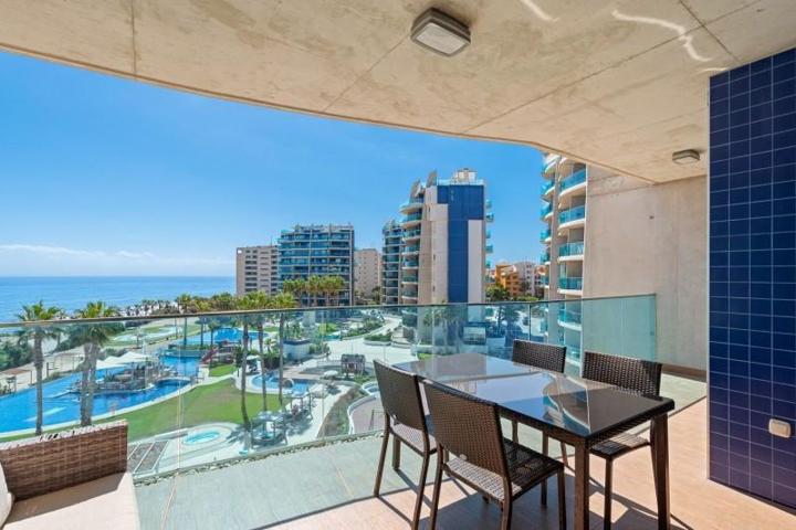 Apartamento en venta en Torrevieja, Punta Prima photo 0