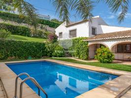 Chalet en venta en Jávea-Xàbia photo 0