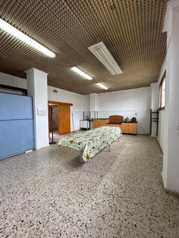 Local comercial en alquiler en Santander, Calle José María de Cossío, 39011 photo 0