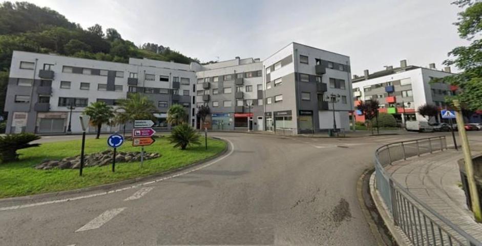 Local comercial en alquiler en Oviedo, Trubia photo 0