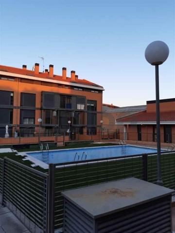 Piso en venta en Peñafiel, Tierra de Pinares photo 0