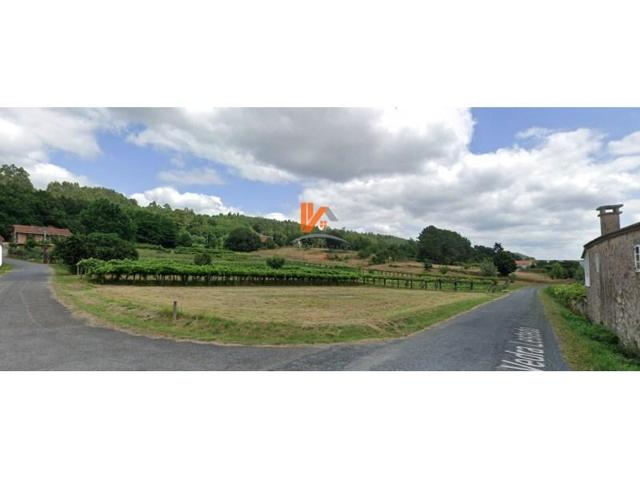 Terreno en venta en Vedra photo 0