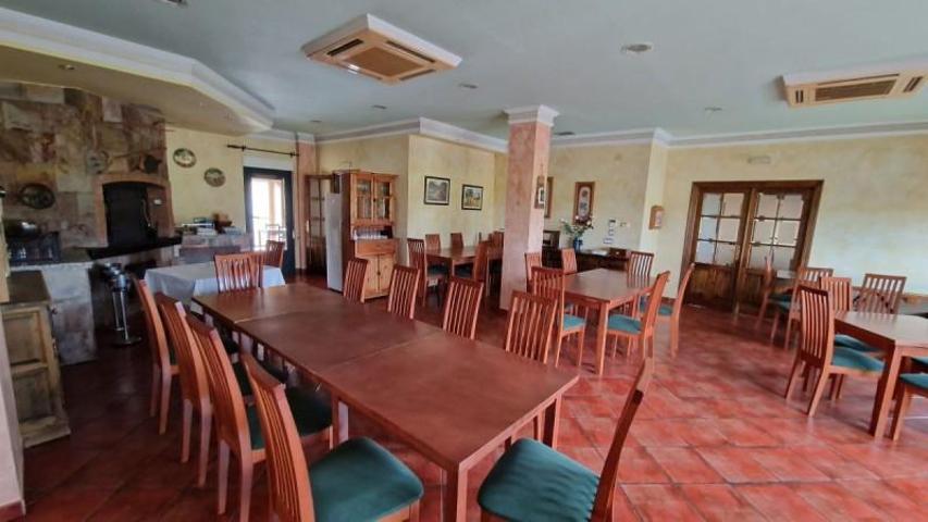 Chalet en venta en Benavides, Palazuelo de Orbigo photo 0