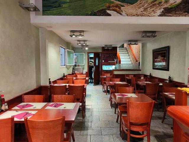 Local comercial en venta en Barcelona, Vila de Gràcia photo 0