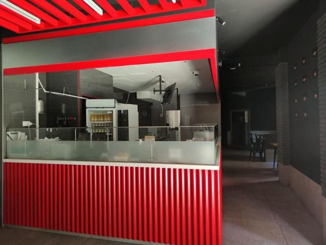 Local comercial en venta en Badalona, Centro photo 0