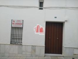 Casa en venta en Higuera la Real, Higuera La Real photo 0