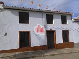 Casa en venta en Bodonal de la Sierra, Bodonal De La Sierra photo 0