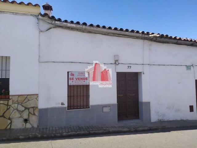 Casa en venta en Higuera la Real, Higuera La Real photo 0