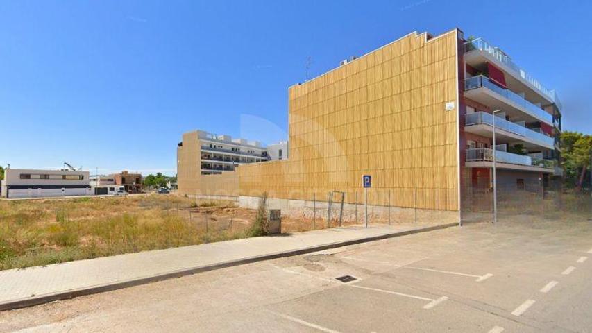 Terreno en venta en Alberic, Centro photo 0