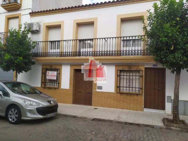 Casa en venta en Fregenal de la Sierra, Fregenal De La Sierra photo 0