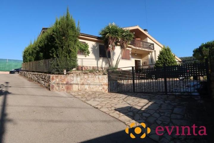 Casa en venta en Vallirana, El lledoner photo 0