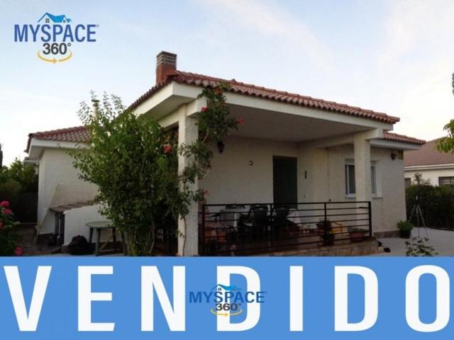 Chalet en venta en Ávila, La cañada photo 0