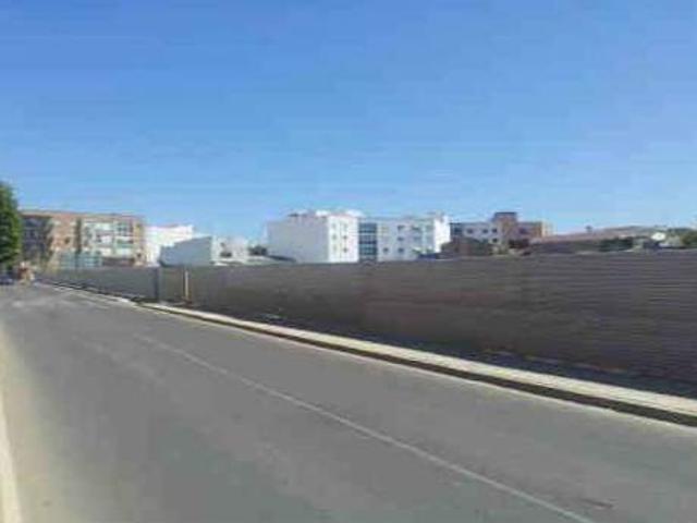 Terreno en venta en Almendralejo photo 0