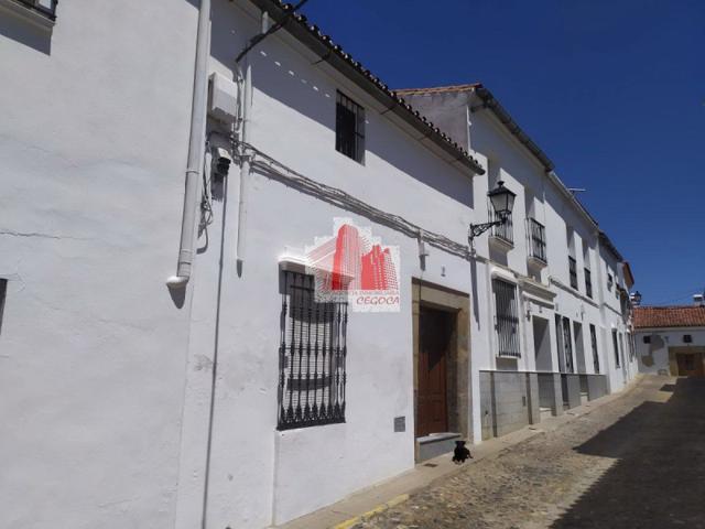 Casa en venta en Fregenal de la Sierra, Fregenal De La Sierra photo 0