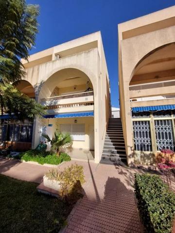 Bungalow en venta en Torrevieja, Habaneras photo 0