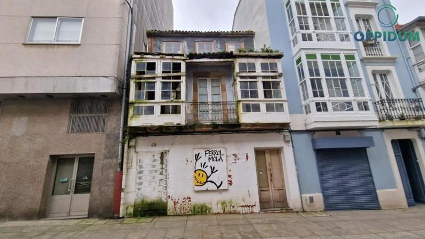Casa en venta en Ferrol, Centro photo 0