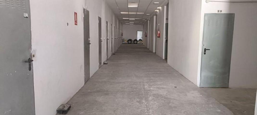Nave industrial en venta en Jerez de la Frontera, Hipercor photo 0