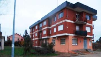 Local comercial en venta en Cimanes del Tejar, Villadangos del Paramo photo 0