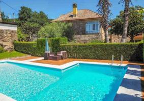 Casa en venta en Pontevedra photo 0