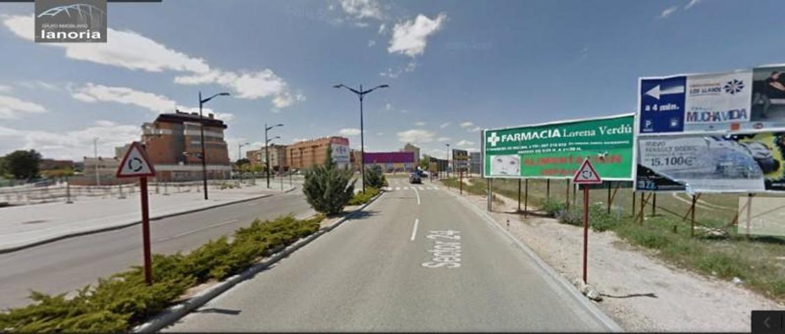 Terreno en venta en Albacete, Albacete photo 0