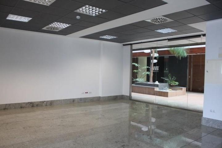 Oficina en venta en Elche, Poligono torrellano photo 0