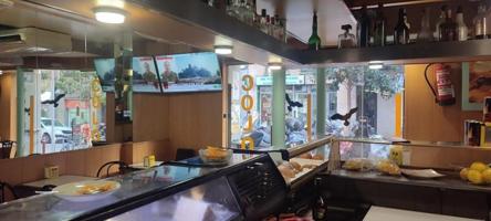 Local comercial en venta en Barcelona, El Guinardo photo 0
