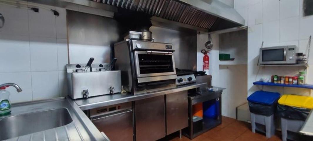 Local comercial en venta en Barcelona, Sagrada Familia photo 0