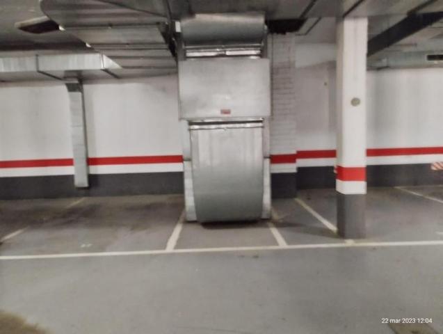 Garaje en venta en Zaragoza, Santa Isabel photo 0