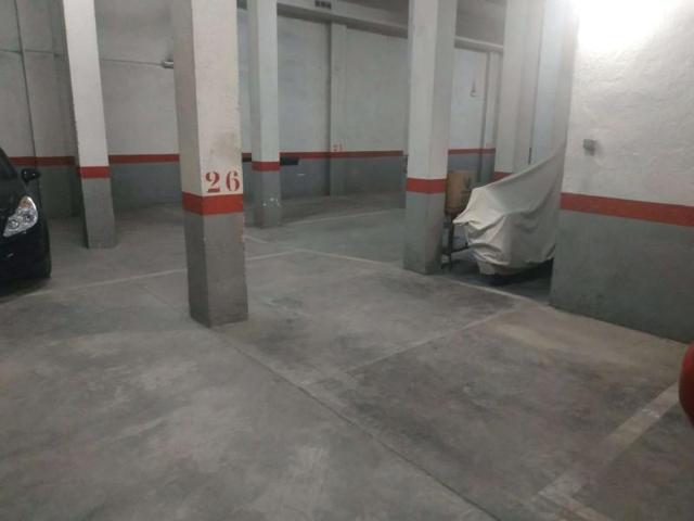 Parking en venta en Reus, Avda. Vidal i Barranquer photo 0