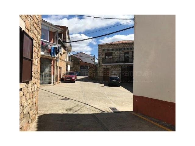 Nave industrial en venta en Valverde del Fresno photo 0