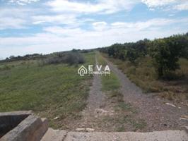 Casa con terreno en venta en Chilches photo 0