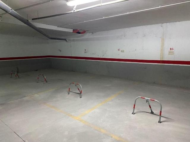 Garaje en venta en Garrucha, CALLE TAPIES photo 0