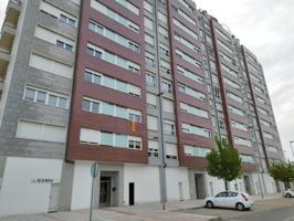 Garaje en venta en Ponferrada, La rosaleda photo 0