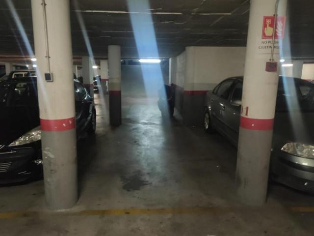 Parking en venta en Reus, .CARRILET photo 0