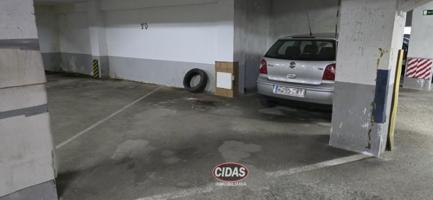 Garaje en venta en Oviedo, Oviedo photo 0