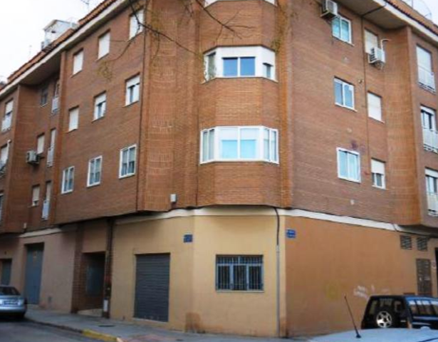 Parking en venta en Almansa photo 0