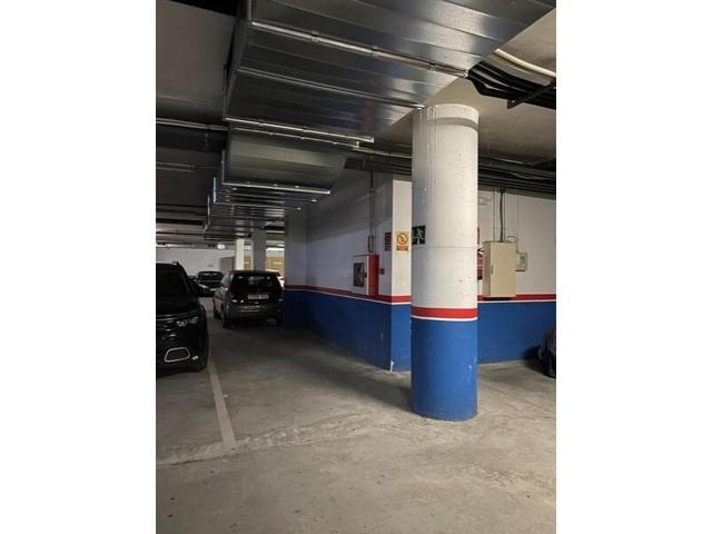 Parking en venta en Mataró photo 0