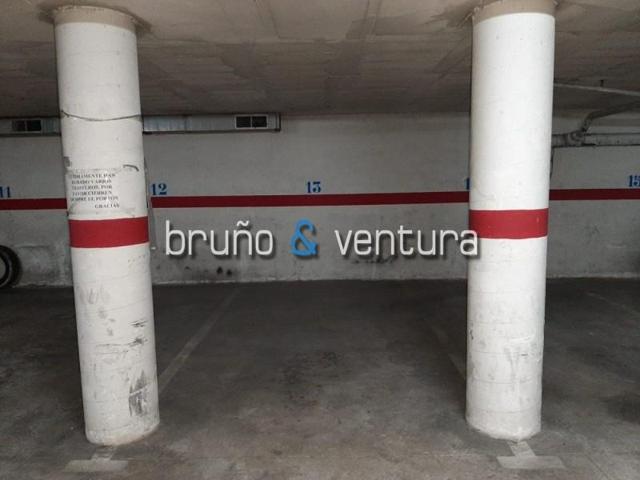 Parking en venta en El Vendrell, Barri de frança photo 0