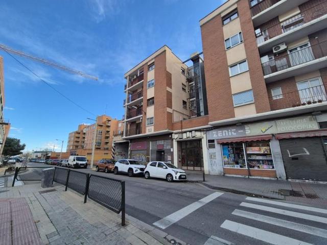 Garaje en venta en Zaragoza, Las Fuentes photo 0