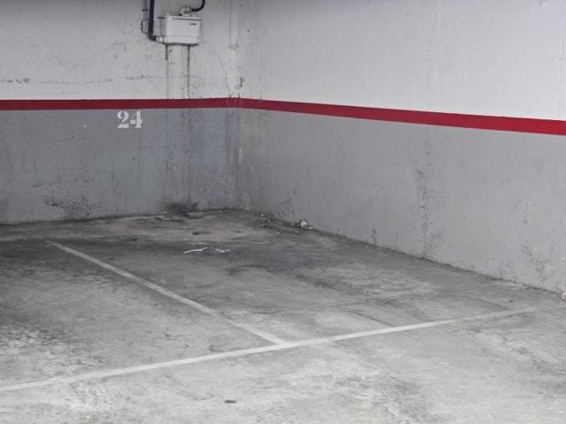Parking en venta en El Vendrell, Centro photo 0
