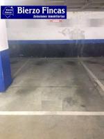 Parking en venta en Ponferrada, Alta photo 0