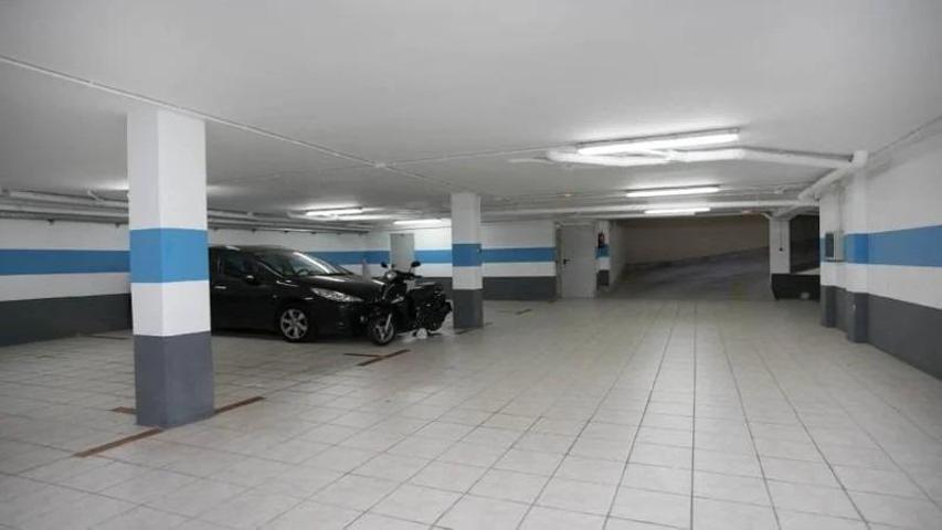 Garaje en venta en El Vendrell, Coma-Ruga photo 0