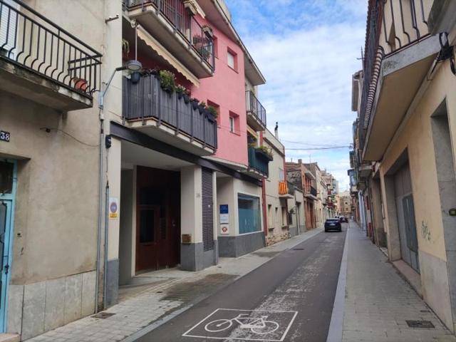 Parking en venta en Figueres, Cendrassos photo 0