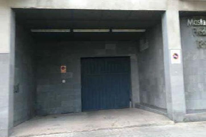 Parking en venta en Vilanova i la Geltrú, Centre photo 0