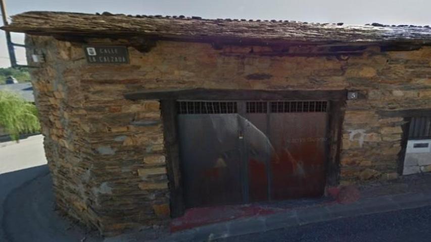 Chalet en venta en Vega de Espinareda, Northern spain photo 0