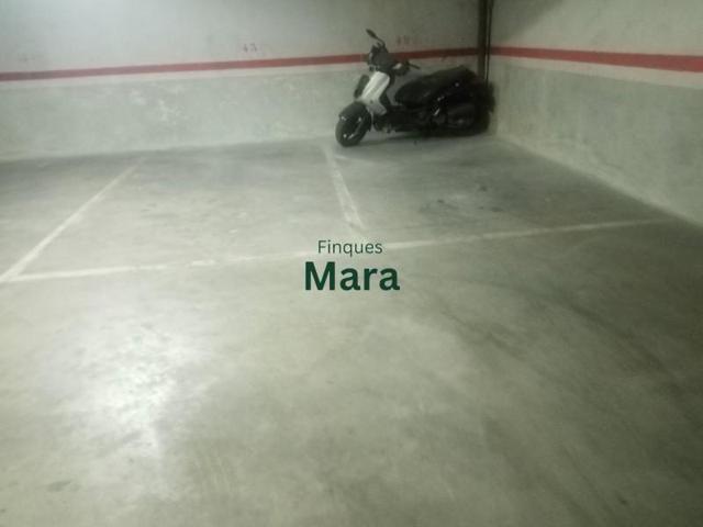 Parking en venta en Sant Boi de Llobregat, Vinyets photo 0