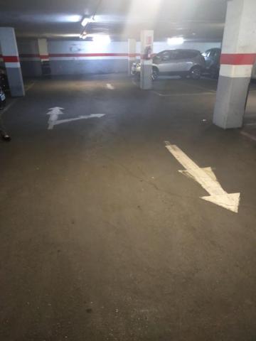 Parking en venta en L'Hospitalet de Llobregat, Bellvitge photo 0