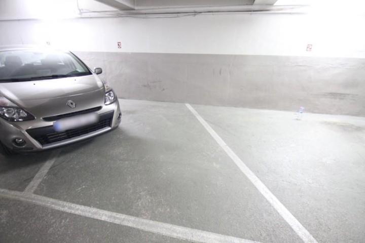 Parking en venta en Olesa de Montserrat, Centre photo 0