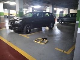 Parking en venta en Sabadell, Creu alta photo 0